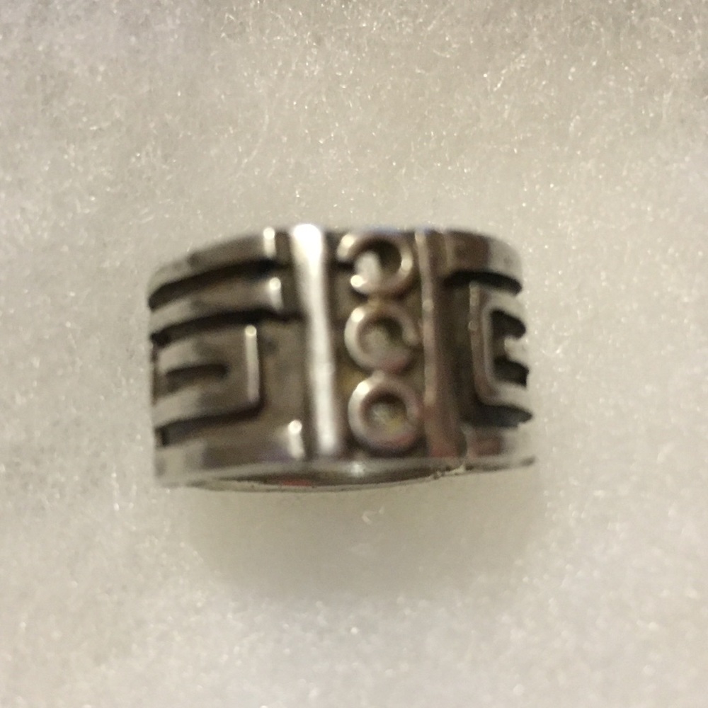 Stamped 925 ring